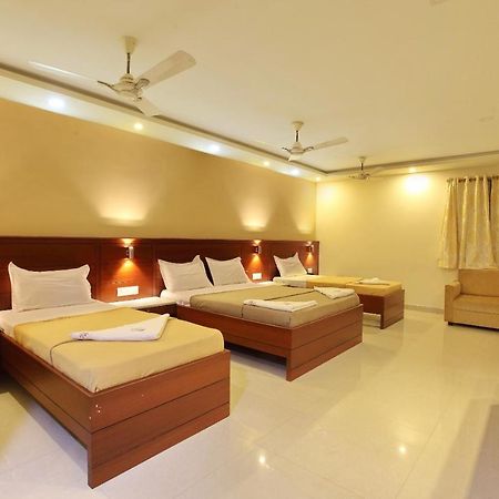 Hotel Venkadaramana Tower - Friendliness & Cleanliness Room Кумбаконам Екстериор снимка